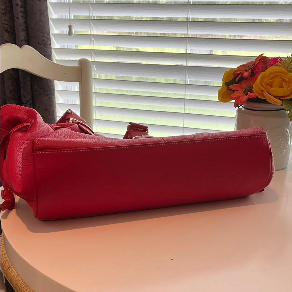 Dooney and Bourke Red Chiara Bag size medium - Picture 3 of 14